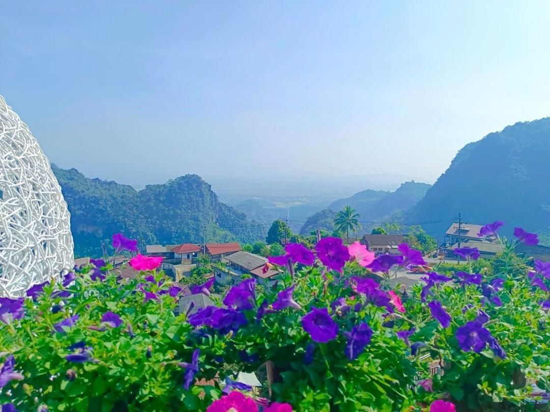 Oasis Phamee Bed & Breakfast Ban Pha Mi Exterior foto
